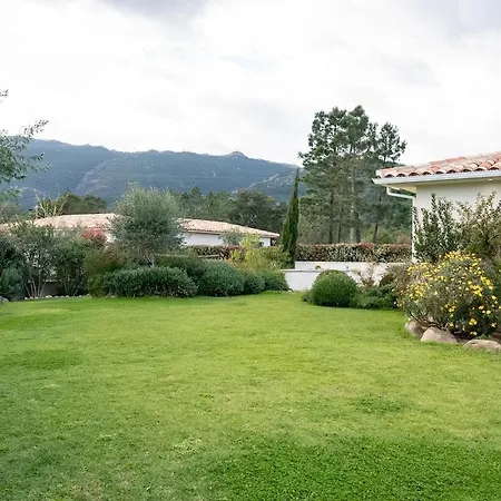 Confort, Sans Vis-a-vis Villa *