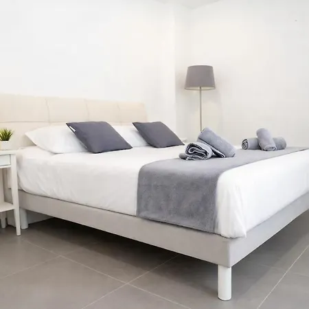 Villa Confort, Sans Vis-a-vis *