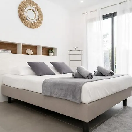 Confort, Sans Vis-a-vis Villa San-Gavino-di-Carbini